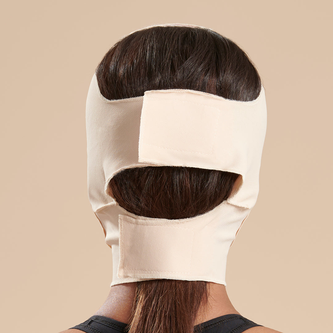 FM300 (Masque facial à couverture moyenne - couverture au milieu du cou)